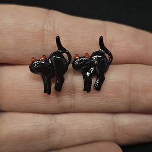 Vintage Black Cat Stud Earrings